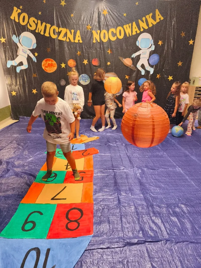 nocowanka 11